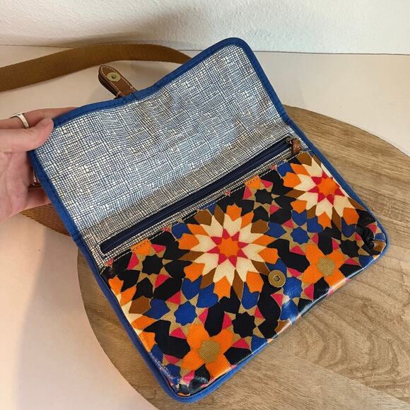 Fossil Bright Printed Indie Floral Slim Medium Crossbody Bag - Picture 8 of 14